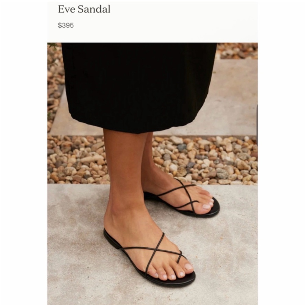 NWOB Jenni Kayne Eve Black Leather Flat Sandals Size 9 / 39